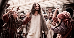 THE-BIBLE-SERIES-HISTORY-CHANNEL.jpg