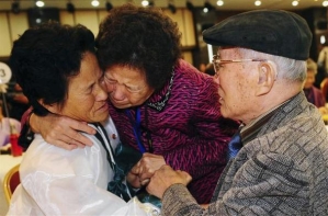 Korean family reunite