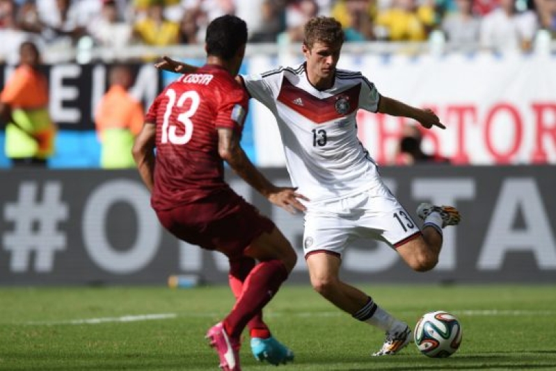 Thomas Mueller Scores