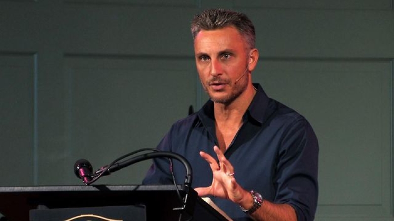 Tullian Tchividjian