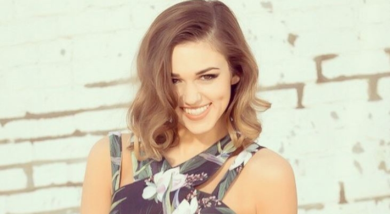 Sadie Robertson