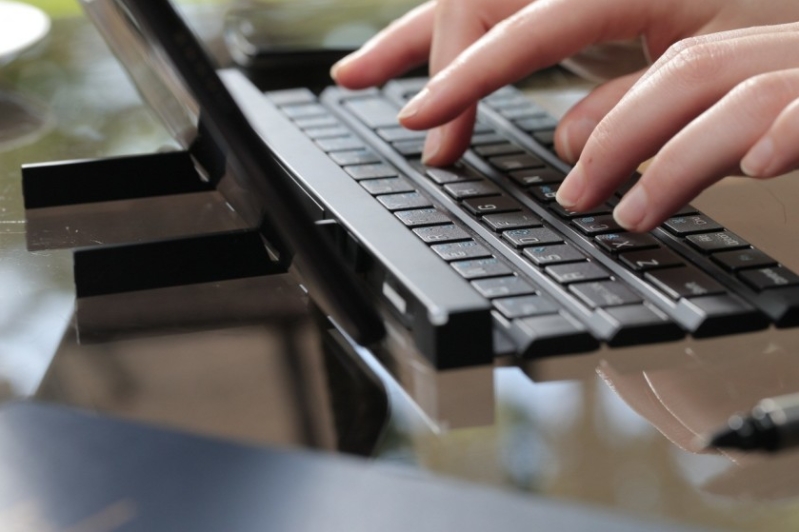 LG Rolly Roll-Up Keyboard