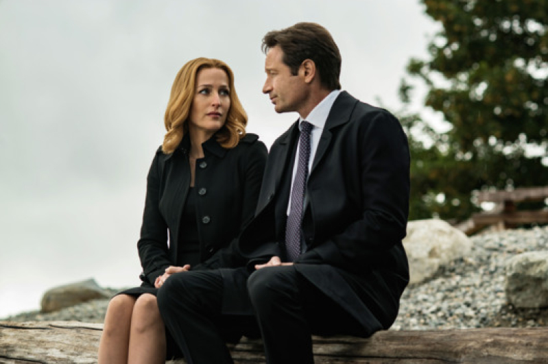 Scully and Mulder Contemplate the Deep Questions