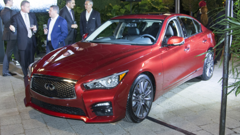 2016 Q50 Red Sport 400