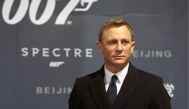 Daniel Craig