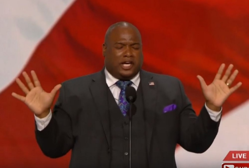 Mark Burns