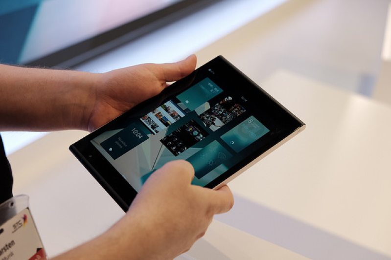 Jolla tablet