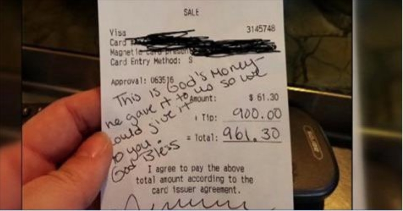 Waitress Gets $900 tip