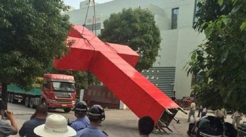 China Church Cross Removal