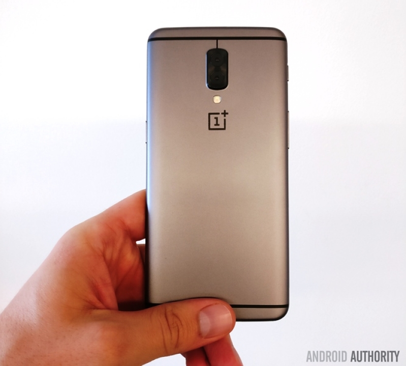 Leaked OnePlus 5 prototype