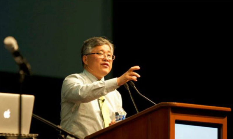 Pastor Ezra Jin.