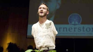 Limbless Australian Evangelist Nick Vujicic Brings Hope to China