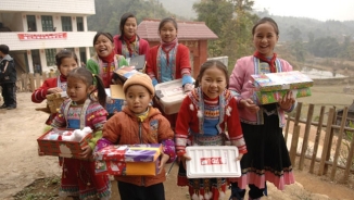 Operation Christmas Child Rallies Believers to Reach 8M Children