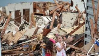 Oklahoma Tornado Deaths Revised to 24, Rescuers Continue Search for Survivors