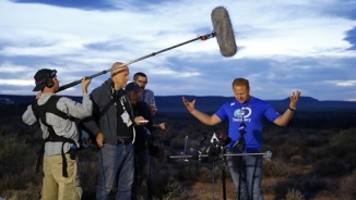 Nik Wallenda Completes Tightrope Walking Across Grand Canyon With Praise to Jesus