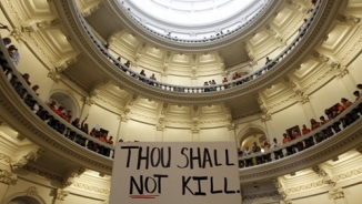 Texas Senate Passes Bill Restricting Late-Term Abortion Amid Divisive Debates