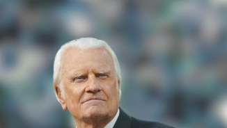 Billy Graham to Celebrate 95th Birthday – Donald Trump, Others Invited to Party