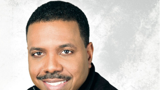 Pastor Creflo Dollar Overcomes “Bondage of Fear” with New Book