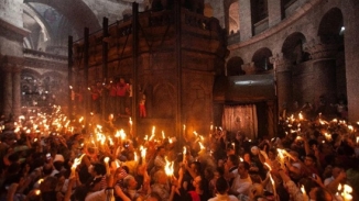 Easter 2014: Christians Celebrate the Resurrection of Jesus Christ