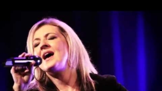 Ex-Hillsong Worship Pastor Darlene Zschech Finishes Chemotherapy, Says She 'Felt the Prayers' of Fans