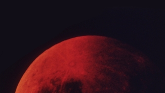 Watch Wednesday's Blood Moon Lunar Eclipse Here