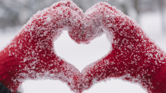 Valentine's Day 2015 History, Romantic and Thoughtful Gift Ideas for Him and Her