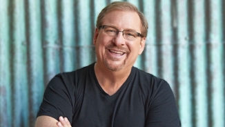 Rick Warren Preaches ‘Most Important Message’ of His Life: Why God Made Us – on Living With Purpose