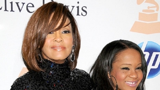 Latest Update on Bobbi Kristina Brown: Whitney Houston's Daughter to Be Taken Out Of Coma