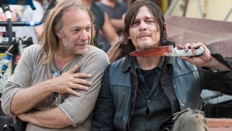 Walking Dead Season 5 Finale Spoilers: Will Daryl Die?