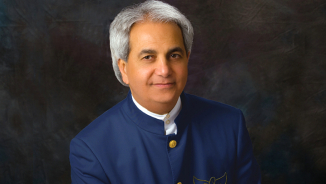 Benny Hinn Recovery Update: Heart Condition Has Affected Hinn for Over 20 Years