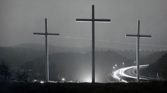 CBS Covers Story on Man’s Legacy of Erecting Crosses All over the U.S.