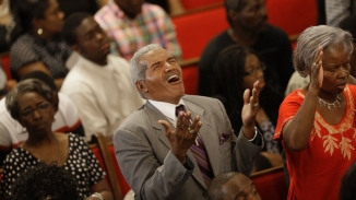 Bible Study Resumes at Charleston AME Church One Week After Massacre: 'The Message is Love, Even for Your Enemies'