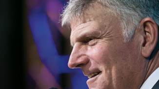 Franklin Graham Urges 2016 Presidential Candidates to 'Take the High Road,' Stop 'Making a Mockery Out of Our Elections'