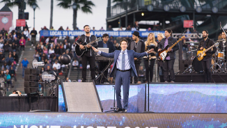 Joel Osteen Inspires Thousands During 7th Annual 'Night of Hope' Event In San Francisco: 'No Mistake Is Too Much for the Mercy of God'