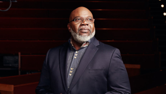 Bishop T.D. Jakes Reveals The 'Most Important Thing' People Should Ask Themselves Before Getting Married 