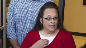 Prominent Christian Leader Compares Kim Davis To Rosa Parks: 'They Both Stood Against Evil and Stood Up for Good'