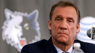 Minnesota Timberwolves' Coach Flip Saunders Dies at 60 to Cancer; Kevin Garnett, Ricky Rubio Mourn GM's Death