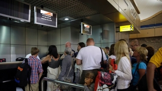 British Attempts To Return Tourists From Egypt Mired In Confusion