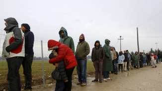 EU Sounds Alarm as Internal Barriers Rise in Refugee Crisis