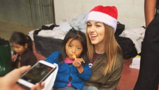 'Duck Dynasty's Sadie Robertson Sees God's Beauty in Everything, Assists Christmas Effort in Anti-Human Trafficking