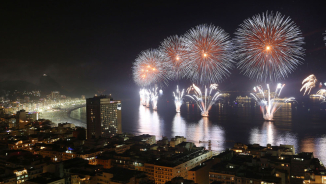 Top Ten New Year's Eve 2016 Fireworks Display from Around the World: New York, Las Vegas, Rio, and More