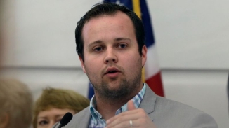 Josh Duggar Update: Porn Star Danica Dillon Drops Lawsuit, Fans Think TLC Paid Her Off