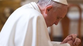 Pope Francis Joins Instagram, Sets New Record With 1 Million Followers in First 12 Hours 