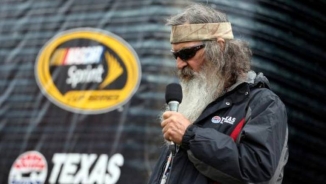 Phil Robertson, 'Duck Dynasty' VIP, Prays For 'Jesus Man in White House' Before NASCAR Race