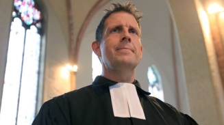 German Pastor Vilified For Boldly Preaching Gospel:  'Spiritual War Between Christ and Devil'