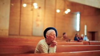 Women Who Attend Religious Services Live Longer, Shows New Study 