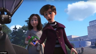 'Finding Dory' Star Ellen DeGeneres Says There Is 'No Lesbian Couple' in New Pixar Film 