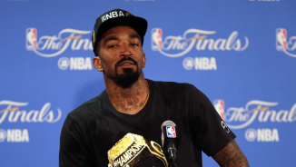 NBA Rumors: Golden State Warriors Eye JR Smith free Agency Contract; Kyrie Irving, Kevin Love Choose Iman Shumpert