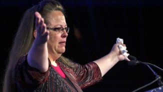 Kim Davis, Kentucky Clerk Imprisoned for Opposition to Gay Marriage, Says State Law Negates Appeal 