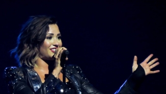 Demi Lovato News: Singer-Actress Talks Disapproval of 'Thigh-Gap' Trend, Family Issues and Being Sober for Four Years